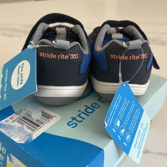 Stride Rite 360 Sneakers - Picture 6 of 7